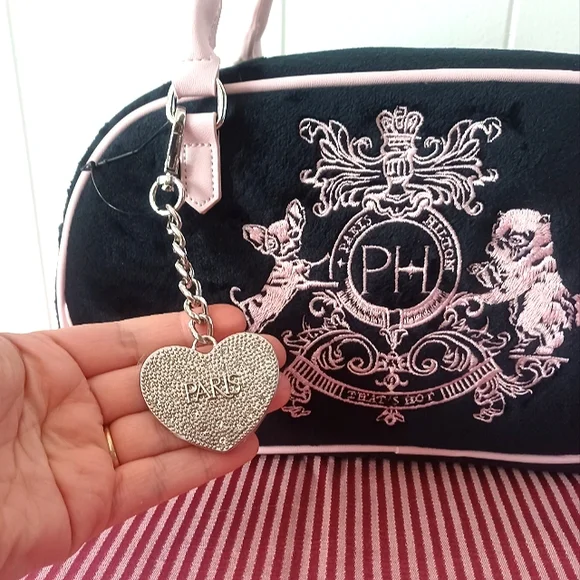 Paris Hilton Purse - Picture 3 of 13